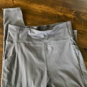 Gianni Bini full size leggings SMall with phone pocket